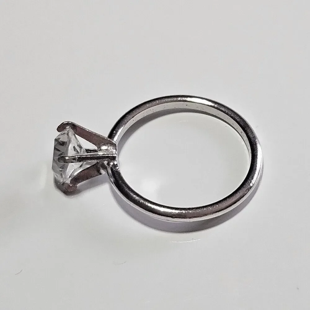 Vintage Silver Tone Uncas Ring Size 7 Solitaire Engagement Wedding